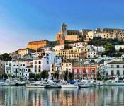 Ibiza: unde este și de ce este atât de faimoasă?